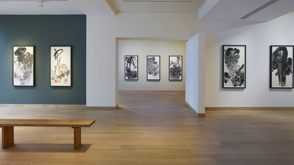 Chu Teh-Chun, Exhibition view. Courtesy of Waddington Custot