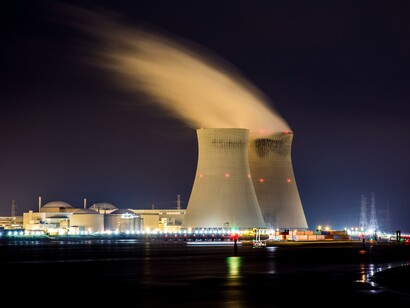In 2030, 5G-era mobile networks around the world could devour the power of 38 new nuclear plants