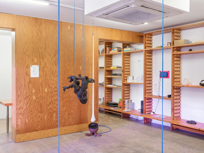 Constanza Alarcón Tennen, Tu, yo, y todo el viento entremedio, exhibition view. Courtesy of Nina Johnson 