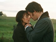 Los actores Keira Knightley y Matthew Macfadyen en "Orgullo y prejuicio" (2005)