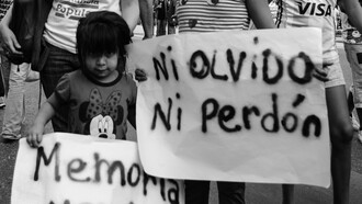 La historia reciente argentina revela cómo las decisiones del presente están profundamente ligadas a las heridas y aprendizajes del pasado