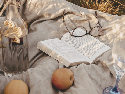 Los tópicos literarios son distintas fórmulas que se han ido repitiendo a lo largo de la historia de la literatura por distintos autores