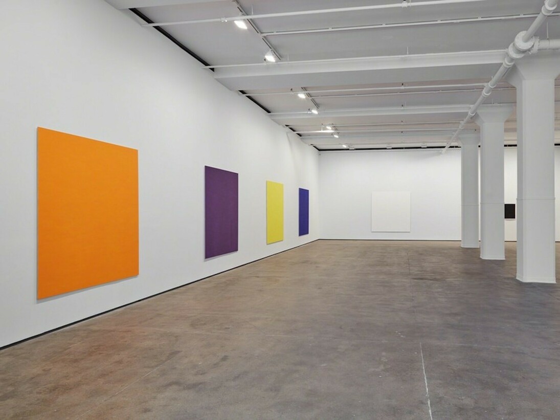 Callum Innes. With Curve, Exhibition view. Courtesy of Sean Kelly