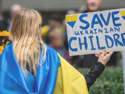 A passionate protest against the Ukraine-Russia war unfolds in the heart of New York City, as citizens gather to voice their solidarity and opposition, demonstrating a powerful stance against the ongoing conflict