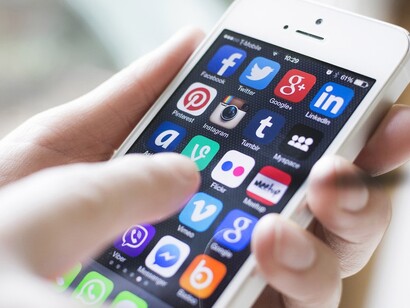 Acceder a las redes sociales desde el móvil