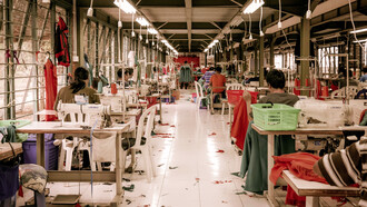 Fábrica de ropa en Ciawi, Indonesia