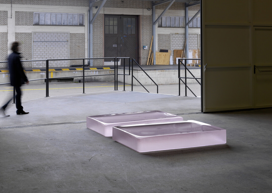 Roni Horn, Two Pink Tons (A), 2008, Solid cast pink glass with as-cast surfaces on all sides 22.9 x 101.6 x 152.4 cm / 9 x 40 x 60 in each, 2 units; 1.5" radii sides and bottom © Roni Horn. Courtesy the artist and Hauser & Wirth 
