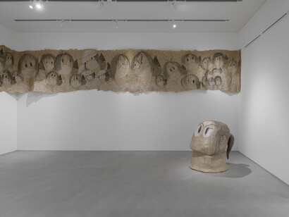 Ew! Hair in my food! (으웩! 음식에서 머리카락!), exhibition view. Courtesy of P21 Gallery