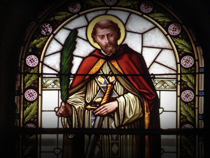 San Valentín era un sacerdote cristiano que vivió en la Roma del Siglo III y que se ganó su sentencia a muerte por desobedecer a Claudio II