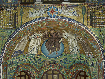 Ravenna, San Vitale, il Cristo giovane apocalittico, mosaico absidale