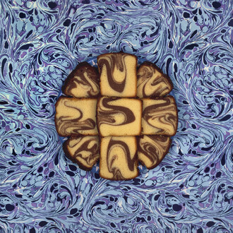 Sandy Skoglund, Nine slices of Marblecake, 1978, from the Still Life series, color photograph, approx. image area 54.7 x 69.7 cm ca., Courtesy of galleria Paci contemporary (Brescia, IT)