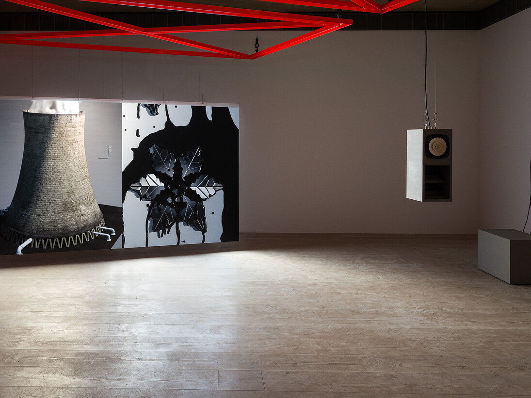 Hannah Sawtell, #Standardiser, 2014, Focal Point Gallery, installation view, courtesy Focal Point Gallery, Southend on Sea