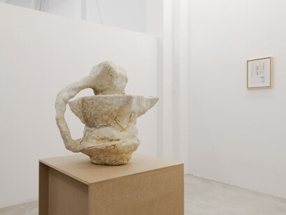 Carlos Fernández-Pello, Alguien nos entenderá cuando estemos muertos, vista de exhibición. Cortesía de Galería Nordés