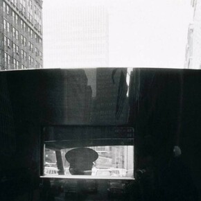 Robert Frank, Untitled. Park Avenue escene, 1959.