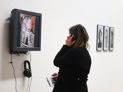 Érguete. La huella de las madres, vista de exhibición. Cortesía de MARCO