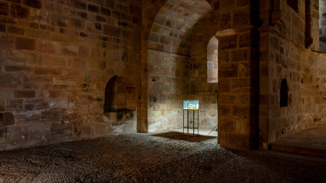 Alicia Martín, Contrapeso (Counterweight), exhibition view. Courtesy of Rafael Pérez Hernando Gallery