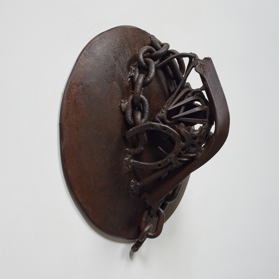 Melvin Edwards, Benefane, 2004, Welded steel, 18 ½ x 17 ½ x 7 ¾ inches (47 x 44.5 x 19.7 cm). Courtesy Alexander Gray Associates, New York; Stephen Friedman Gallery, London © 2015 Melvin Edwards / Artists Rights Society (ARS), New York. Photo: Jeffrey Sturges