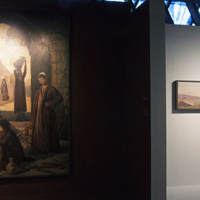 Vue de l'exposition "Peintures des lointains" © musée du quai Branly - Jacques Chirac, photo Gautier Deblonde