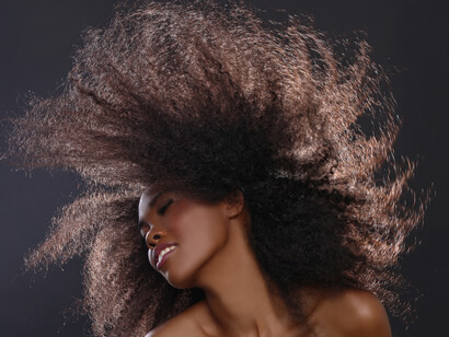 How to apply coconut oil on your hair