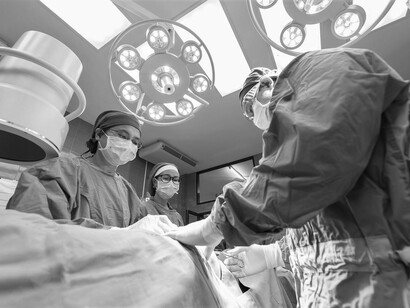 Le più accreditate lineeguida disponibili ci informano che per la maggior parte degli interventi chirurgici non serve eseguire alcun esame di routine o esame preoperatorio