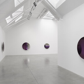 Anish Kapoor, exhibition view. Courtesy of Lisson Gallery