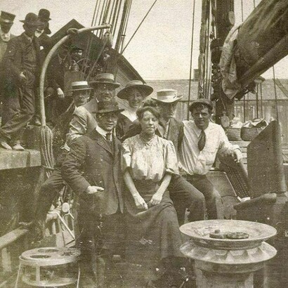 Jack e Charmian London a bordo dello Snark nel 1907  

