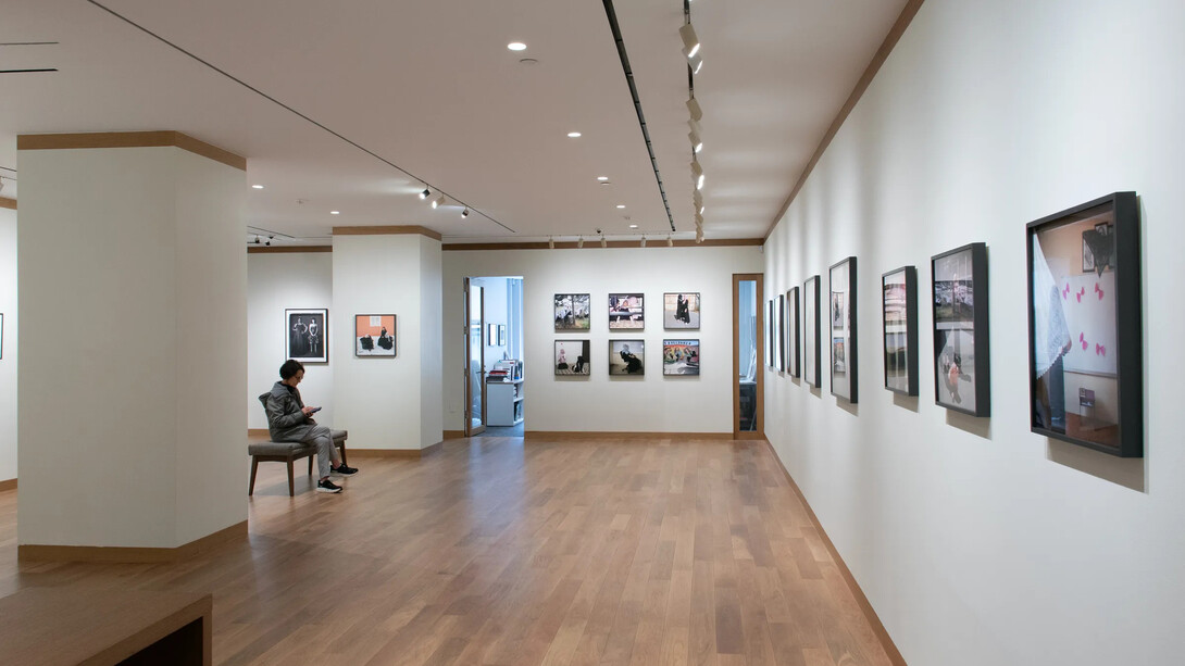 Sabiha Çimen and Mary Ellen Mark, The girls, exhibition view. Courtesy of Howard Greenberg Gallery