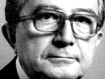 Giulio Andreotti è stato uno dei protagonisti più longevi della politica italiana del dopoguerra, ricoprendo per sette volte la carica di Presidente del Consiglio