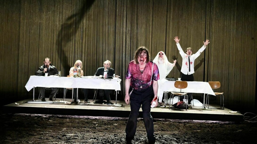 Hamlet. Courtesy of the Schaubühne am Lehniner Platz