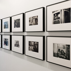 Helen Levitt, Manhattan transit, vue d'exposition. © Cloé Zielinski, avec l'aimable autorisation de la Zander Galerie