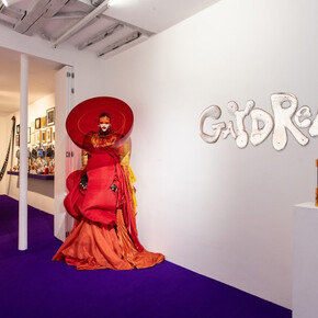 Artistes divers, Kreëmart : Provocateurs de la consommation expérimentale, vue de l’exposition. Avec l’aimable autorisation de la galerie Alberta Pane