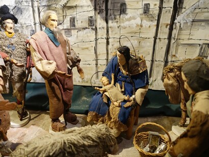 Particolare del presepe clandestino realizzato da Tullio Battaglia con materiali di recupero, Natale 1944, campo di Wietzendorf, Germania