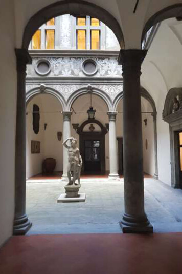 Cortile di Palazzo Bartolini Salimbeni