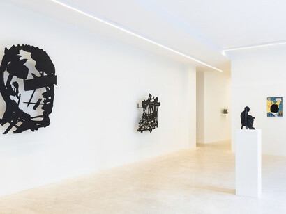 SHADOWS. Courtesy of Galerie Italienne