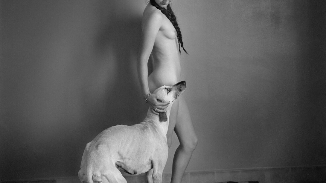 Nicolás Muller, The greyhound and the model, Tangier, Morocco ,1940 © Nicolás Muller