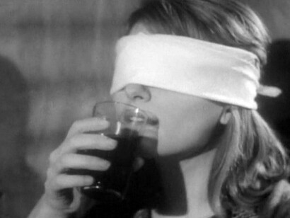 Fotograma de la película «Noche de vino tinto» de 1966