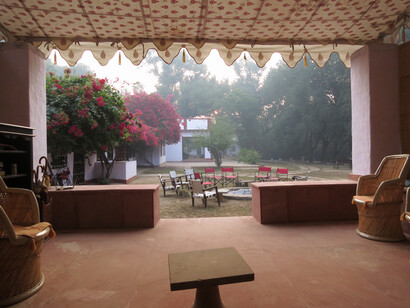 Lounge at Chambal Safari Lodge  (c) Gehan de Silva Wijeyeratne
