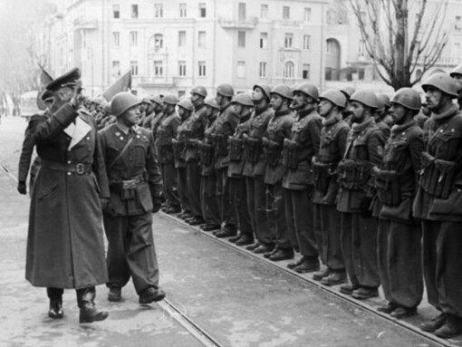 Marzo 1944, Decima Mas passata in rassegna