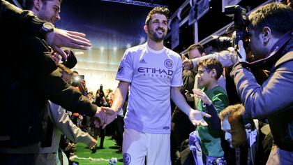 Presentation of David Villa 