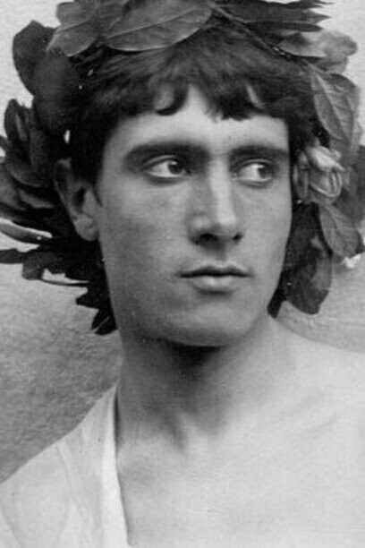 "Joven con corona de laurel", fotografía, Wilhem von Gloeden, 1904