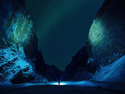 Nothing in a vast nothingness