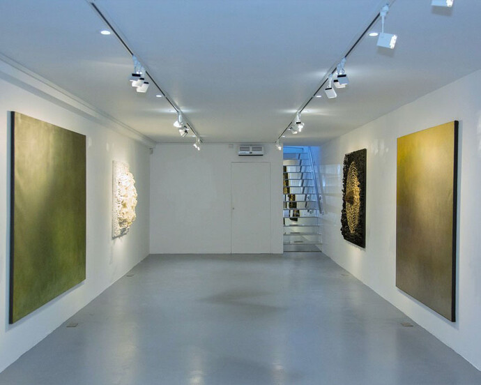 Form: Flow, Exhibition view. Courtesy of Amar Gallery