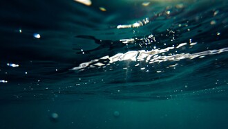 Il riscaldamento degli oceani è causato principalmente dall’aumento dei gas serra nell’atmosfera