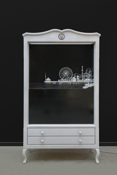 Hans Op de Beeck, Wunderkammer (The pier) (detail), 2024. Courtesy of Galerie Krinzinger