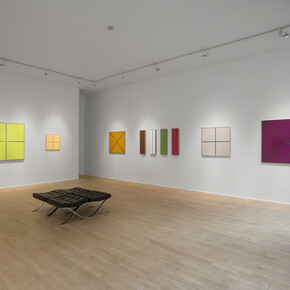 Tadaaki Kuwayama, Exhibition view. Courtesy of The Mayor Gallery