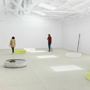 Roni Horn, solo exhibition, exhibition view. Courtesy of Hauser & Wirth Gallery