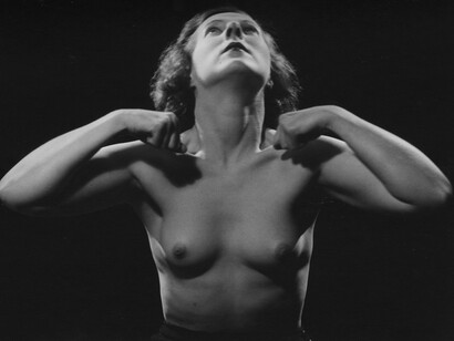 Man Ray. Senza Titolo (nudo), 1934-1981, cm 13 x 22. Collezione CSAC, Università di Parma Courtesy CSAC, Università di Parma, Sezione Fotografia © Man Ray Trust by SIAE 2019
