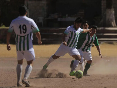 Partido de de futbol «llanero» en Querétaro, México