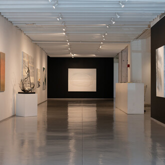 Between Earth and Sky. Courtesy of Sundaram Tagore Gallery