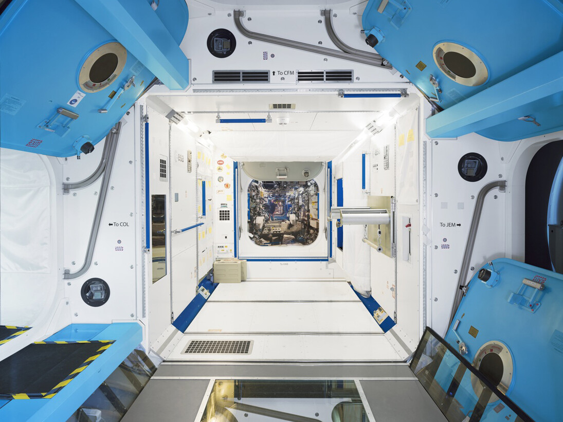 Edgar Martins , Columbus Training Simulator, ESA-EAC (Cologne, Germany) © The Artist